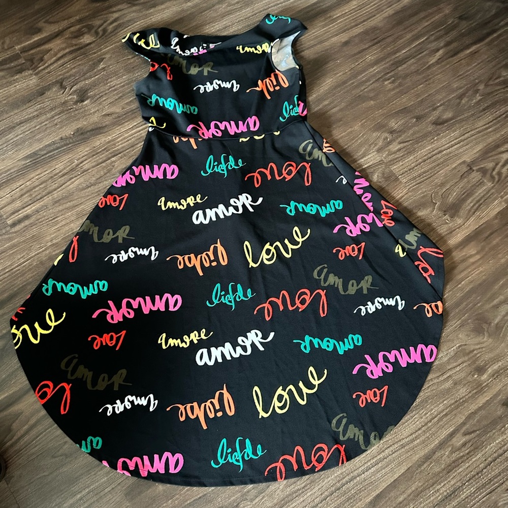 Hi-Low Scripted “Love” Top Blouse